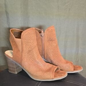 Time and Tru Brown Peep-Toe Heeled Boots